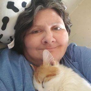 Meet your Posher, Michele